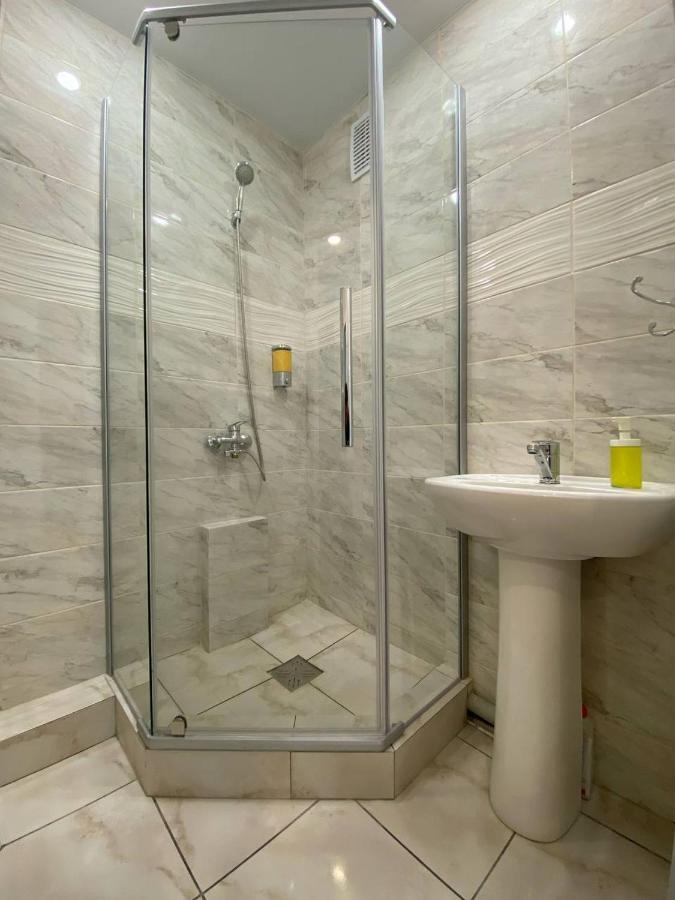 Seafront apartment パヴロダル エクステリア 写真